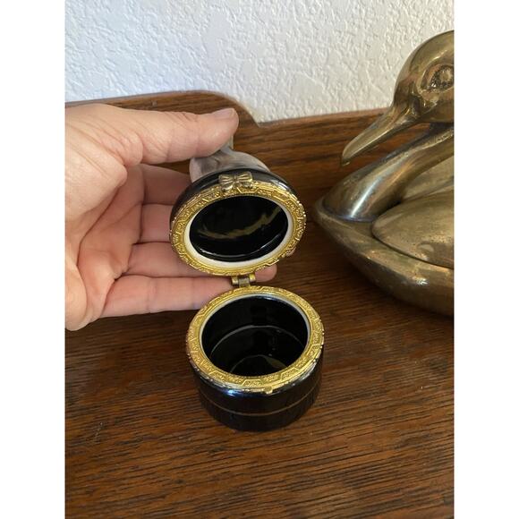 Vintage Ceramic Hinged Cat Trinket Box Bow Closure Ceramic Cat Box - Picture 3 of 5